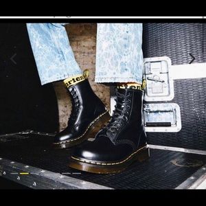 NWT Dr. Martens 1460 Combat Boots